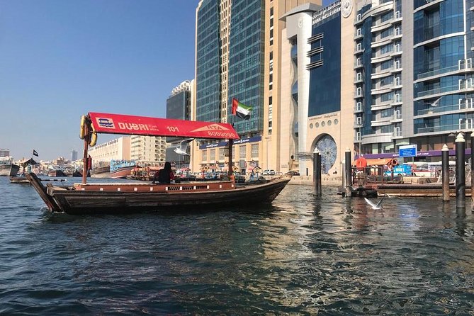 Dubai City tour - An amazing journey of Dubai - Crossing Dubai Creek by abra
