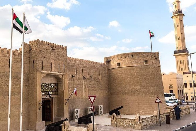 Dubai City Tour: Experience Top Attractions of Dubai - Transport, timing, and the shared-tour tradeoff