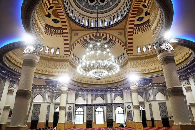 Dubai City Tour: Frame Tickets, Creek, Souks, Blue Mosque & Abra - Pickup, traffic, and the half-day schedule