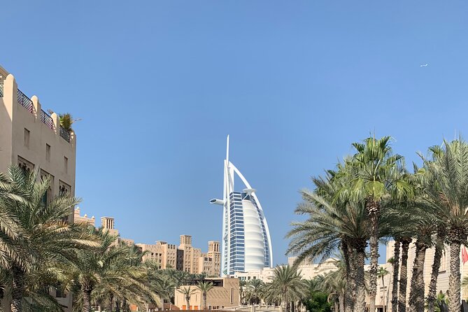 Dubai City Tour Private Souks Modern Dubai - Souk Madinat Jumeirah: a polished take on the market