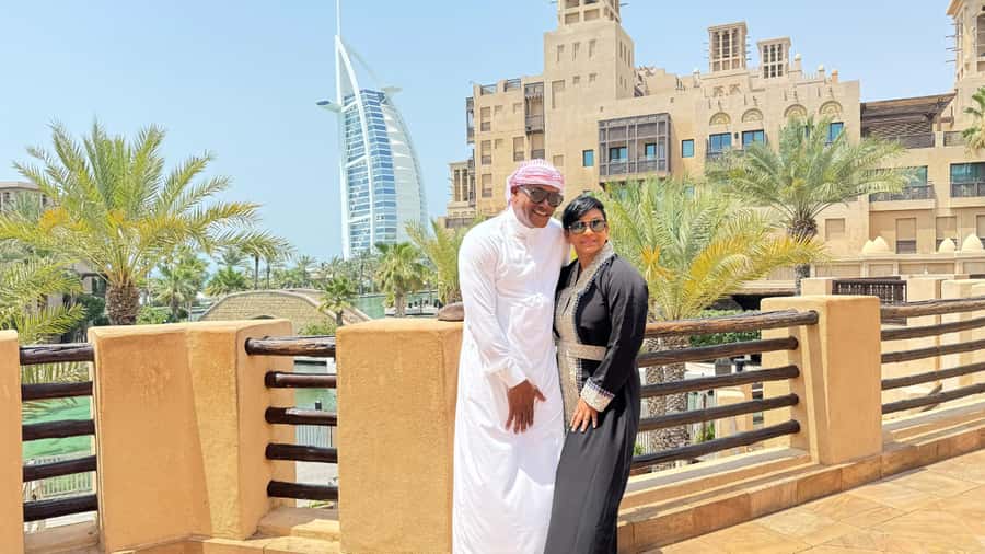 Dubai: City Tour with Burj Khalifa and Underwater Zoo Ticket - Dubai Mall and the aquarium experience