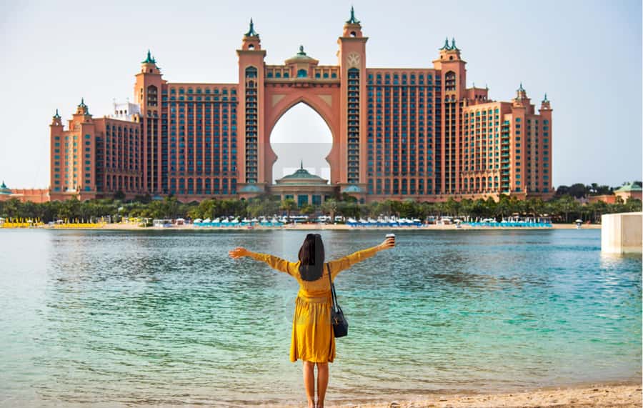 Dubai: City Tour with Burj Khalifa and Underwater Zoo Ticket - Who will enjoy this day most?