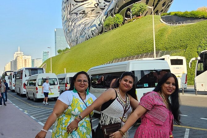 Dubai City Tour with Burj khalifa Tickets - Palm Jumeirah shows Dubai’s ambitious side