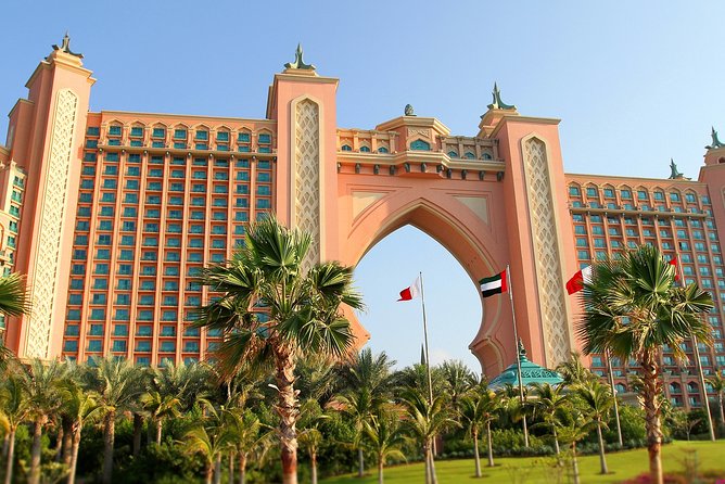 Dubai City Tour with Desert Safari & BBQ Dinner - One day, two very different Dubais