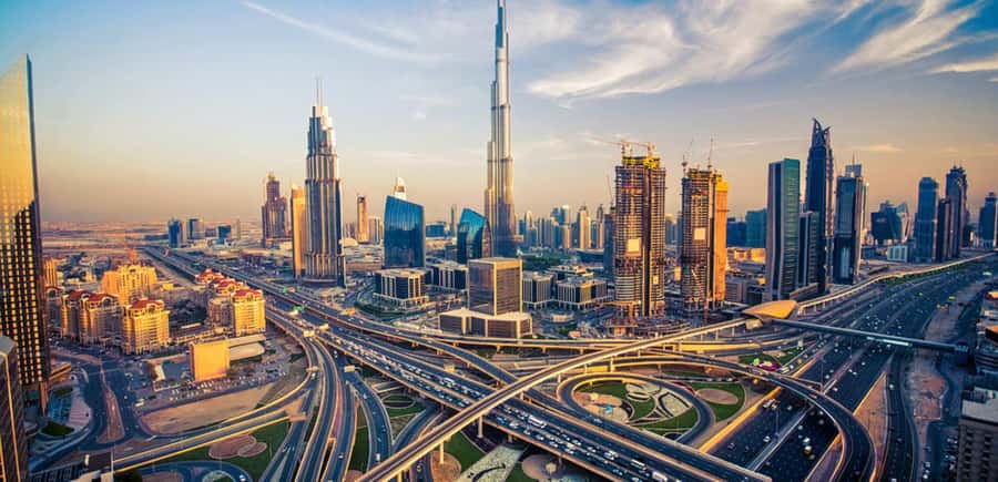 Dubai: City Tour with Professional Guide in Luxury Car - Al Seef and the Dubai Frame