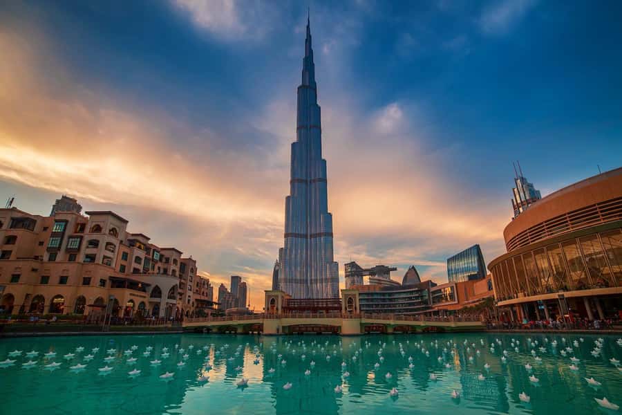 Dubai: City Tour with Professional Guide in Luxury Car - Spice Souk, Gold Souk, and Dubai Creek