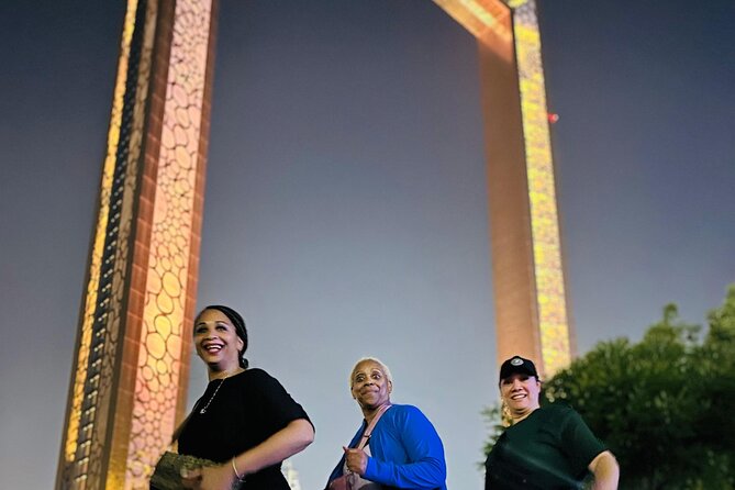 Dubai Day and Night Sightseeing Tour with Private Transfer - Jumeirah Mosque, public beach, and Burj Al Arab views