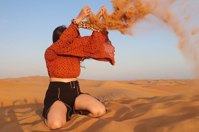 Dubai: Desert Safari 4x4 Dune with Camel Riding and Sandboarding - A low-cost way to reach Dubai’s red dunes