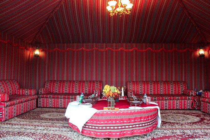Dubai Desert Safari evening with VIP Treat , BBQ Buffet and Exciting Liveshows - Sunset Photography and Arabic Dress Photos