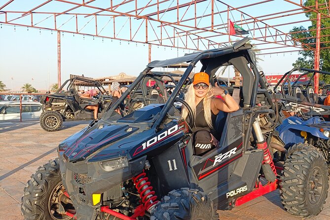 Dubai Desert Safari with 4x4 Cars, Live BBQ, Shows & Much more - BBQ dinner, tea, henna, and shisha
