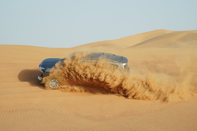 Dubai Desert Safari with 4x4 Cars, Live BBQ, Shows & Much more - Who should choose this six-hour safari?