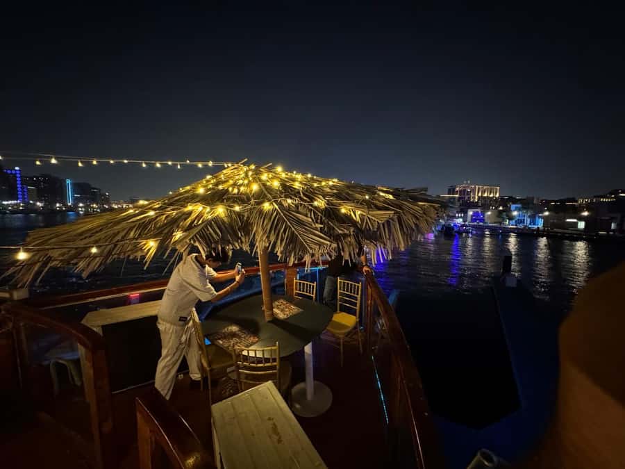Dubai Dhow Cruise Creek,Marina Shows,Buffet & Drinks options - Dubai Marina: the stronger choice for city lights