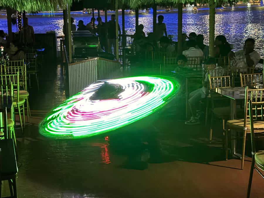 Dubai Dhow Cruise Creek,Marina Shows,Buffet & Drinks options - Who should choose Al Seef and who should choose Marina