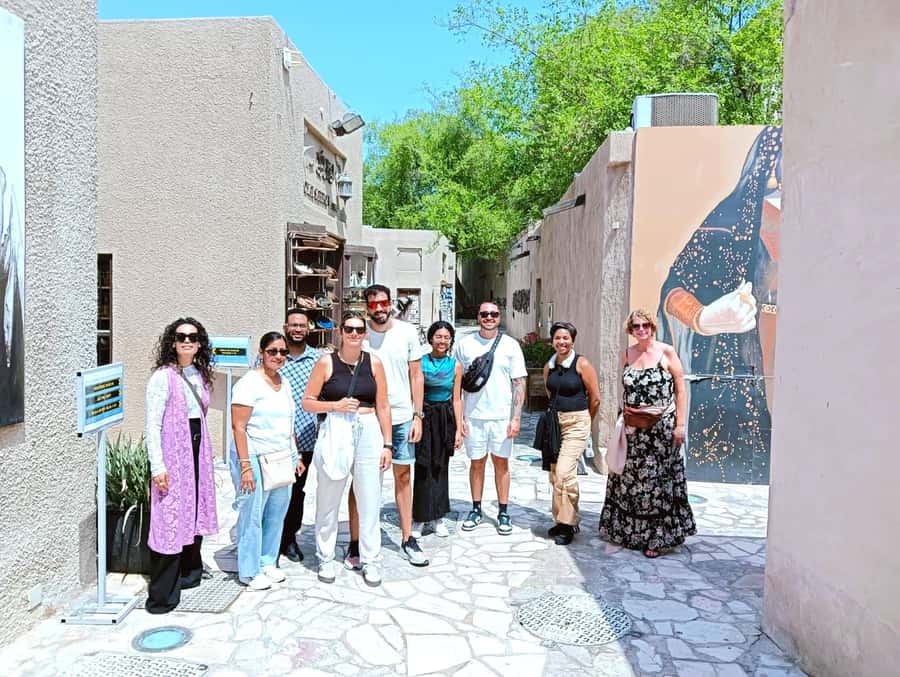 Dubai: Discover Dubai Old Town, Souks, Museum & Street Food - What the guide adds to the experience