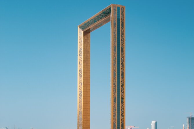 Dubai Discovery Tour - Half Day - Dubai Marina: fifteen minutes among towers and water