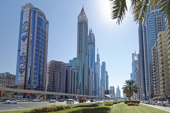 Dubai Discovery Tour - Half Day - The Pointe: a Palm Jumeirah finish
