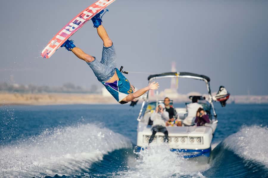 Dubai: Dubai Marina Wakesurfing or Wakeboarding Experience - Practical preparation before you leave
