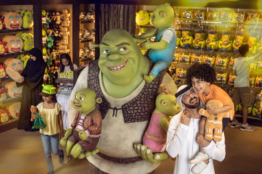 Dubai: Dubai Parks and Resorts™ Multi Parks Pass - Crowds, school groups, and the best season