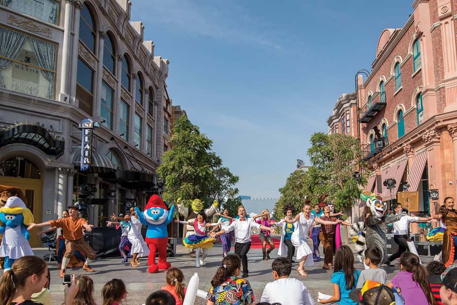 Dubai: Dubai Parks and Resorts™ Multi Parks Pass - Food, costs, and small practical annoyances