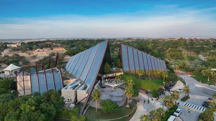 Dubai: Dubai Safari Park Entry Pass - Arriving at Al Warqa and getting oriented