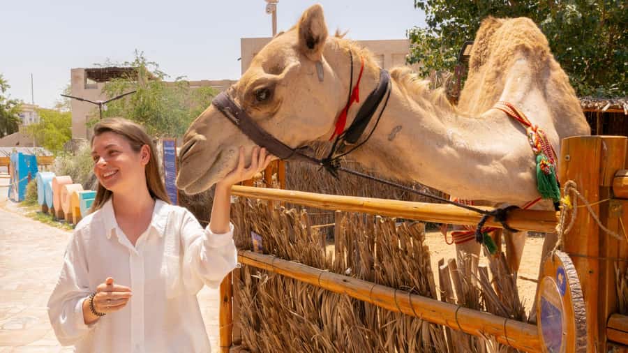 Dubai: Emirati Cultural Experience with Emirati Meal - Emirati snacks and a full local meal