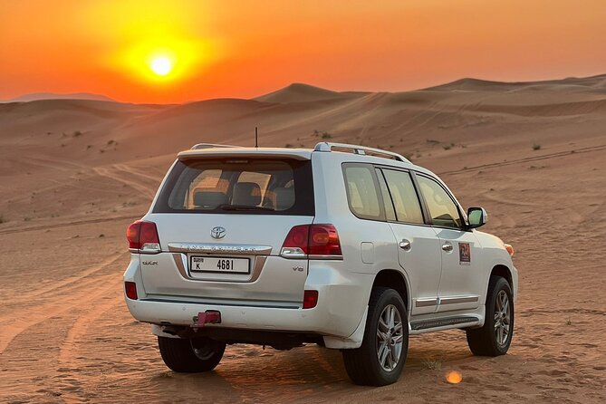 Dubai Evening Desert Safari - BBQ dinner and evening entertainment