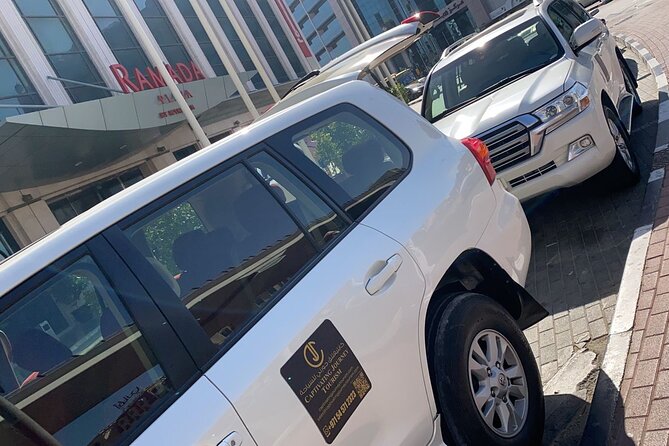 Dubai Evening Desert Safari - Private - Henna, sheesha, and sand boarding add variety