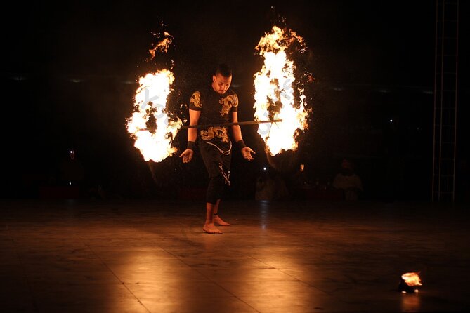 Dubai Evening Private Desert Safari with BBQ Dinner - Belly dancing, Tanoura, and a fire show