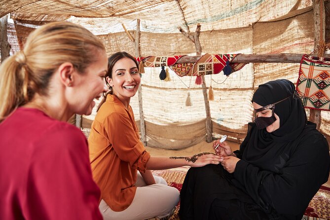 Dubai Exclusive Desert Safari - A six-hour desert evening from Dubai