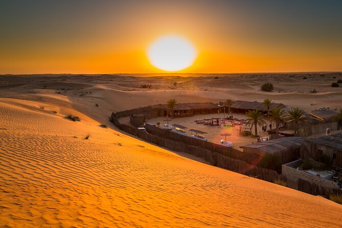Dubai Exclusive Private Evening Desert Safari With BBQ Dinner - Forty minutes of red-dune driving and sandboarding