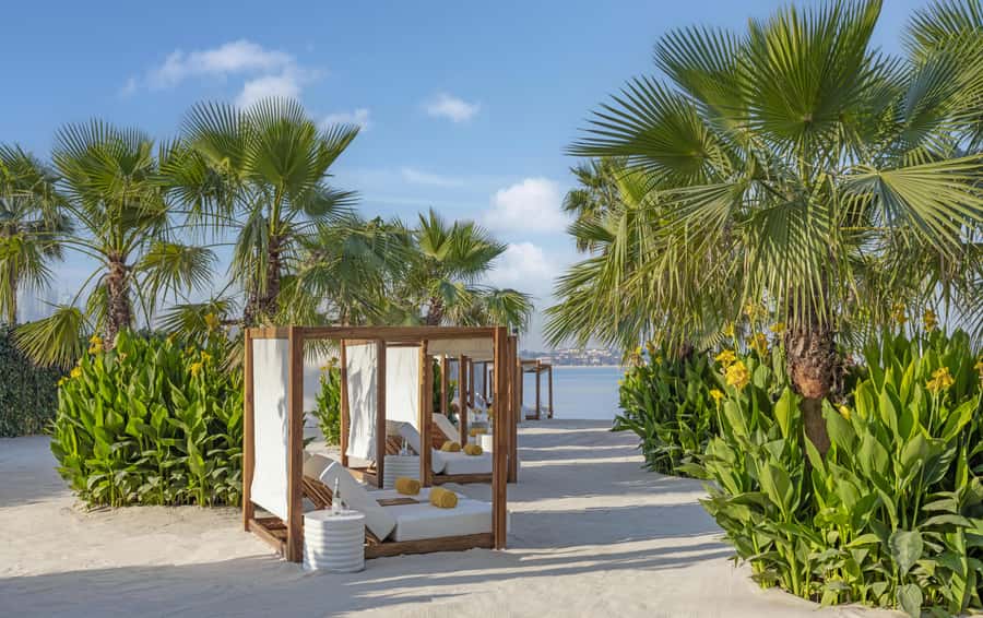 Dubai: Fairmont the Palm Pool and Beach Access - Key points before you book
