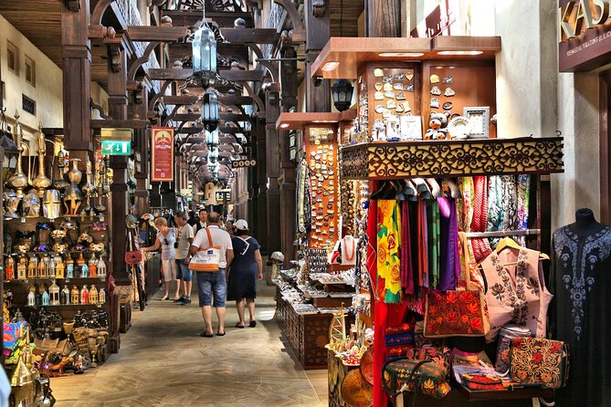 Dubai: Frame Tickets, Creek, Souks & Blue Mosque Guided Tour - Gold Souk and Spice Souk: Old Dubai with a shopping edge