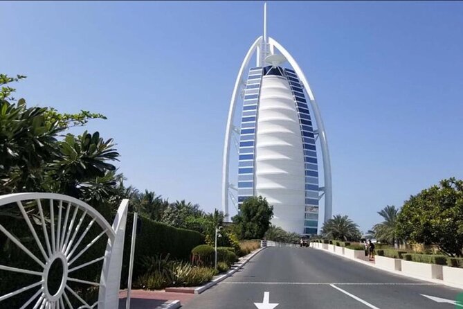 Dubai Half-Day City Tour with Burj Khalifa Ticket - Jumeirah Zabeel Saray and Dubai’s coastal road
