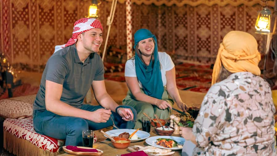 Dubai: Heritage Desert Safari wtih Overnight and Breakfast - Bedouin-style culture before dinner