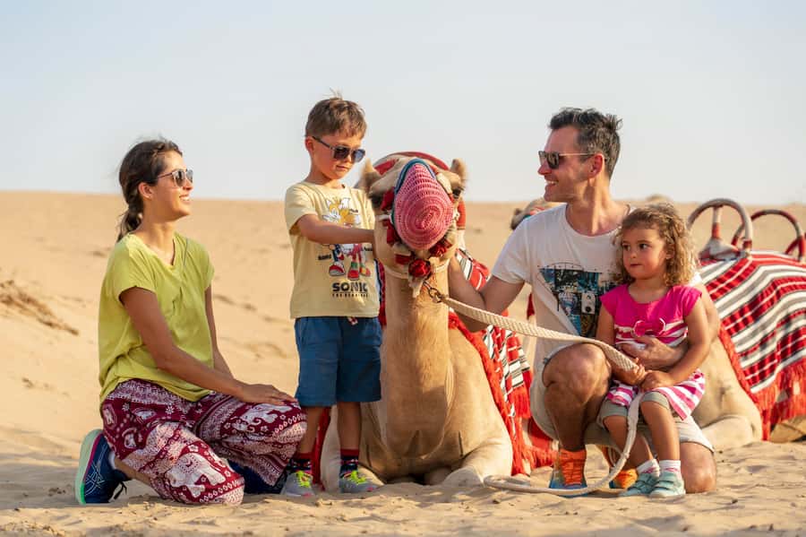 Dubai: Heritage Safari, Camel Ride & Al Marmoom Oasis Dinner - Camel caravans and the Bedouin welcome