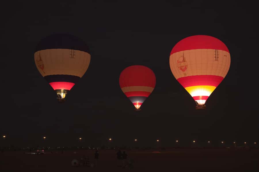 Dubai: Hot Air Balloon Ride with Camel Ride & Falcon Show - Why this desert morning is worth considering