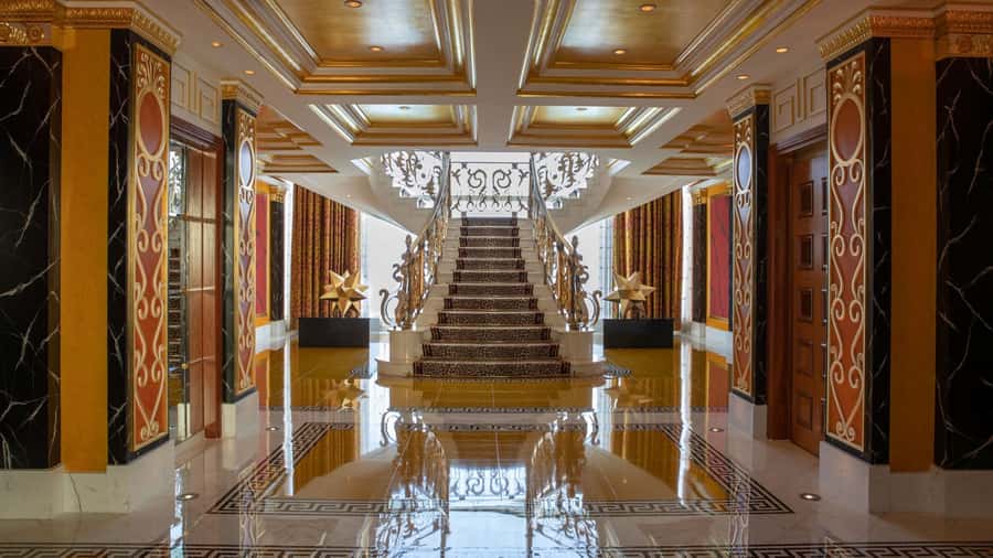 Dubai: Inside Burj Al Arab Guided Tour with Optional Extras - Meeting at Jumeirah Beach Hotel