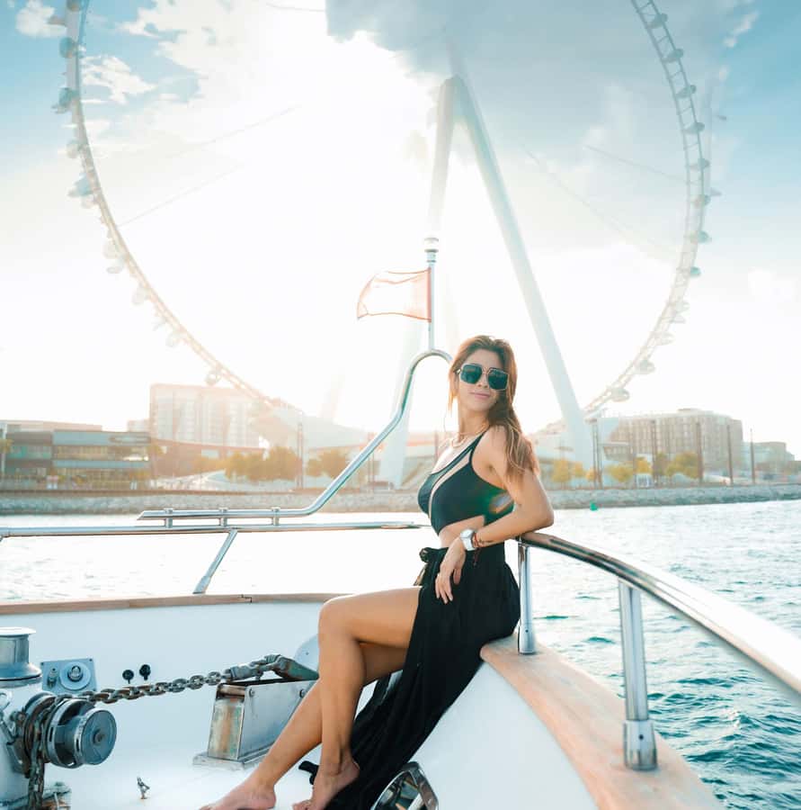Dubai: Instagrammable Yacht Tour with Drinks & Ain/JBR Views - What this Dubai yacht cruise actually covers