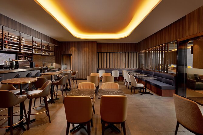 Dubai International Airport Plaza Premium Lounge at Terminal 3 - Arabic, Asian, and international food