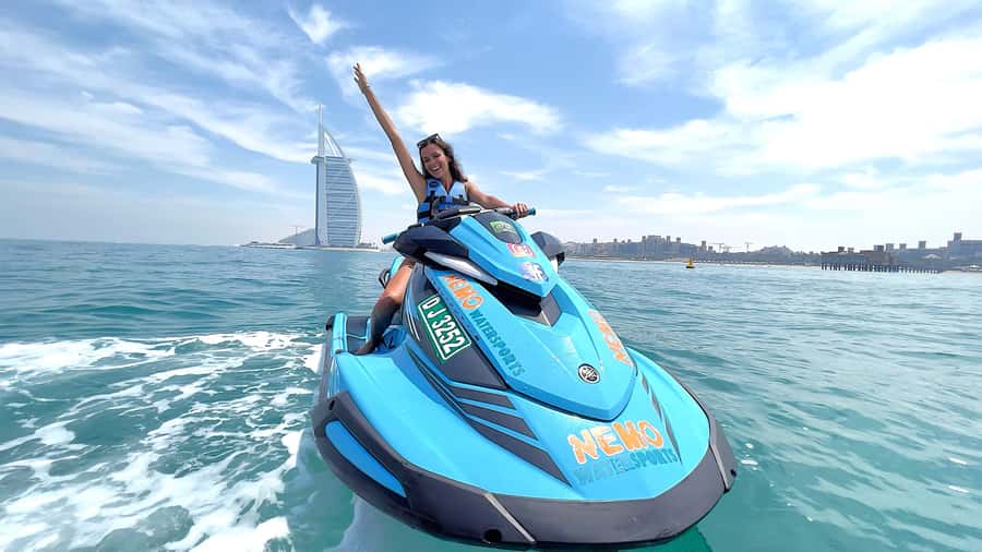 Dubai Jet Ski: Burj Khalifa, Burj Al Arab, Pics & Ice Cream! - Photos, videos, and the Lumiere Café treat