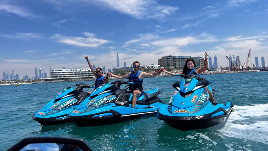 Dubai Jet Ski: Burj Khalifa, Burj Al Arab, Pics & Ice Cream! - The safety briefing comes first