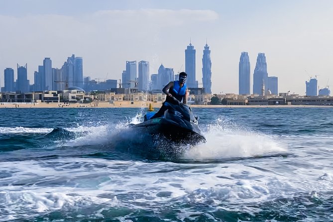 Dubai : Jet Ski Ride to Burj Khalifa & Burj Al Arab with Juice - Choosing 30, 60, or 120 minutes