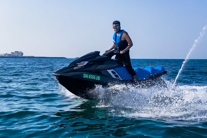 Dubai : Jet Ski Ride to Burj Khalifa & Burj Al Arab with Juice - Safety, pace, and first-time riders