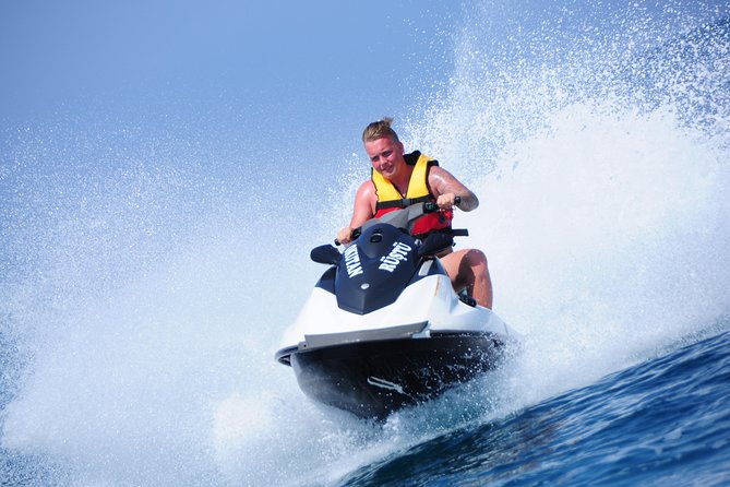 Dubai : Jet Ski Ride to Burj Khalifa & Burj Al Arab with Juice - Photos, videos, and the fresh juice finish