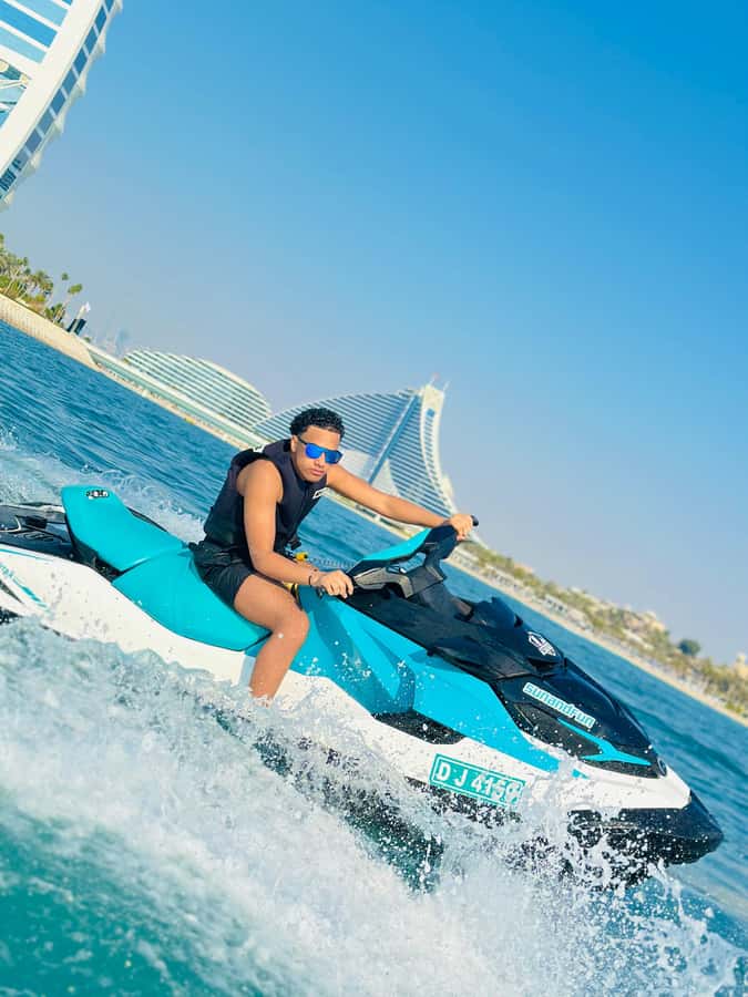 Dubai jet ski: visit the Burj al Arab and Atlantis with photos and videos - Adding Burj Khalifa and Royal Atlantis