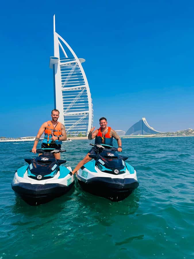 Dubai jet ski: visit the Burj al Arab and Atlantis with photos and videos - Who will enjoy this ride most?