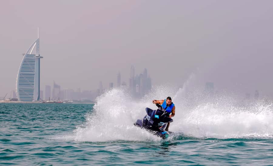 Dubai: Jetski, Burj Khalifa, Burj Al Arab, Juice, & Photos - The Burj Al Arab question