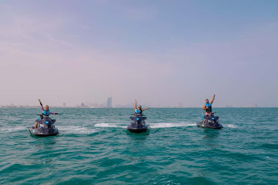 Dubai: Jetski Ride up to 2 People with Photos & Refreshments - The small comforts after the ride