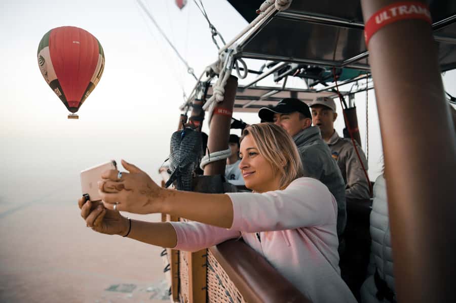 Dubai: Luxury Balloon Flight with Michelin-Curated Breakfast - Who should book this morning?