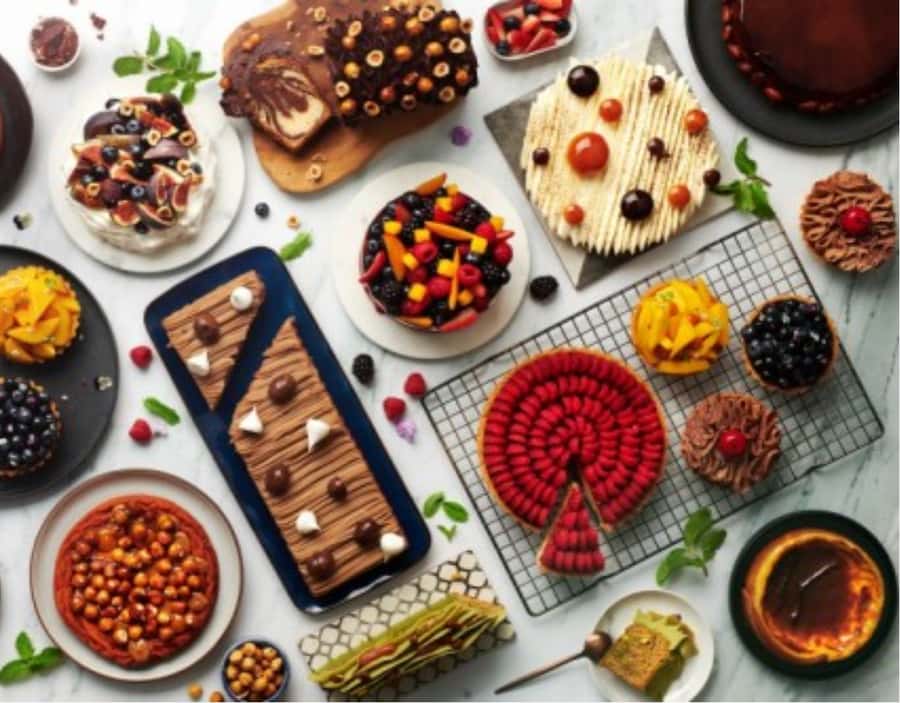 Dubai: Luxury Dinner Buffet at Gastronomy Atlantis The Royal - Desserts can make a second visit tempting